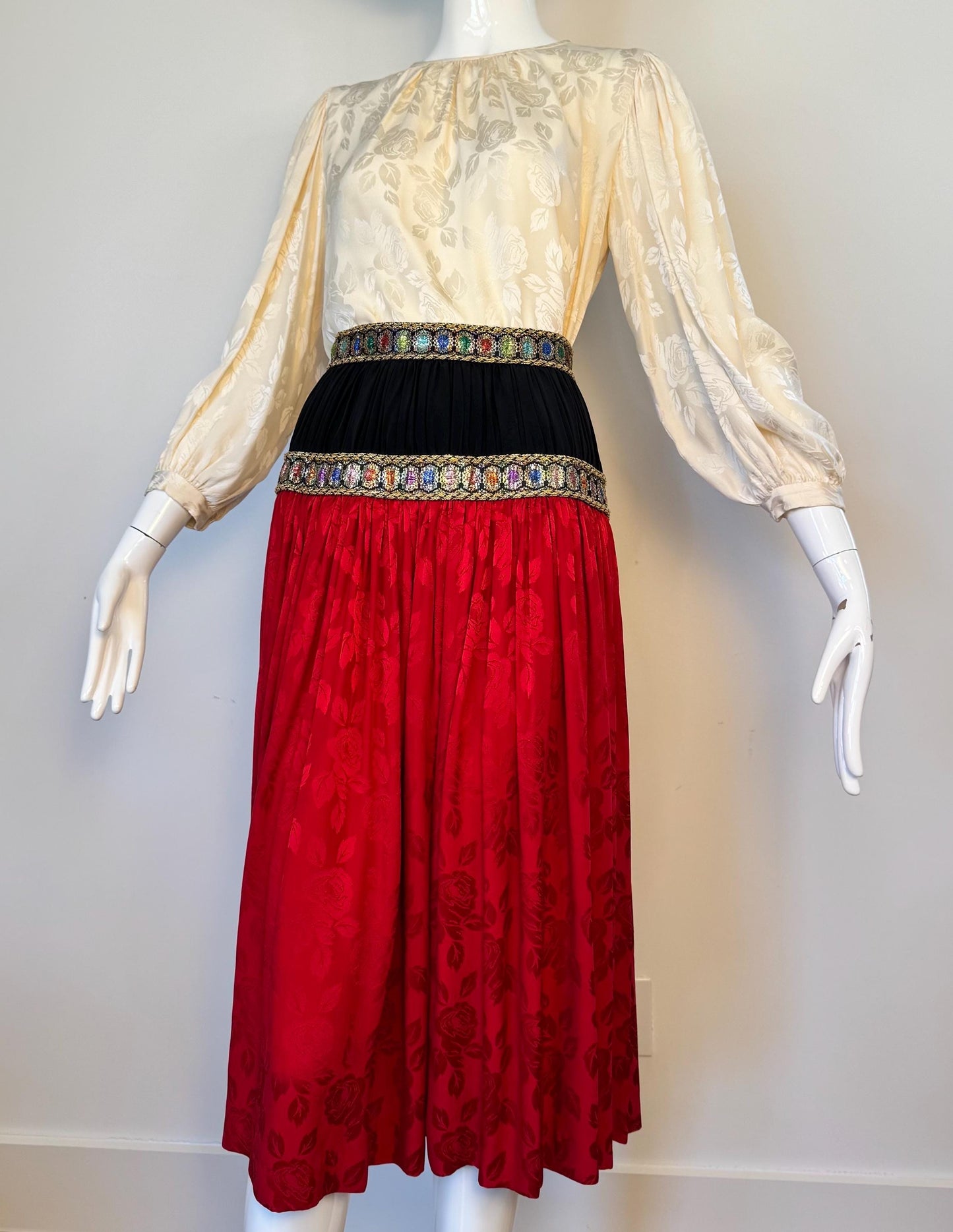 Vintage Miss O by Oscar De La Renta Silk Skirt and Blouse Set