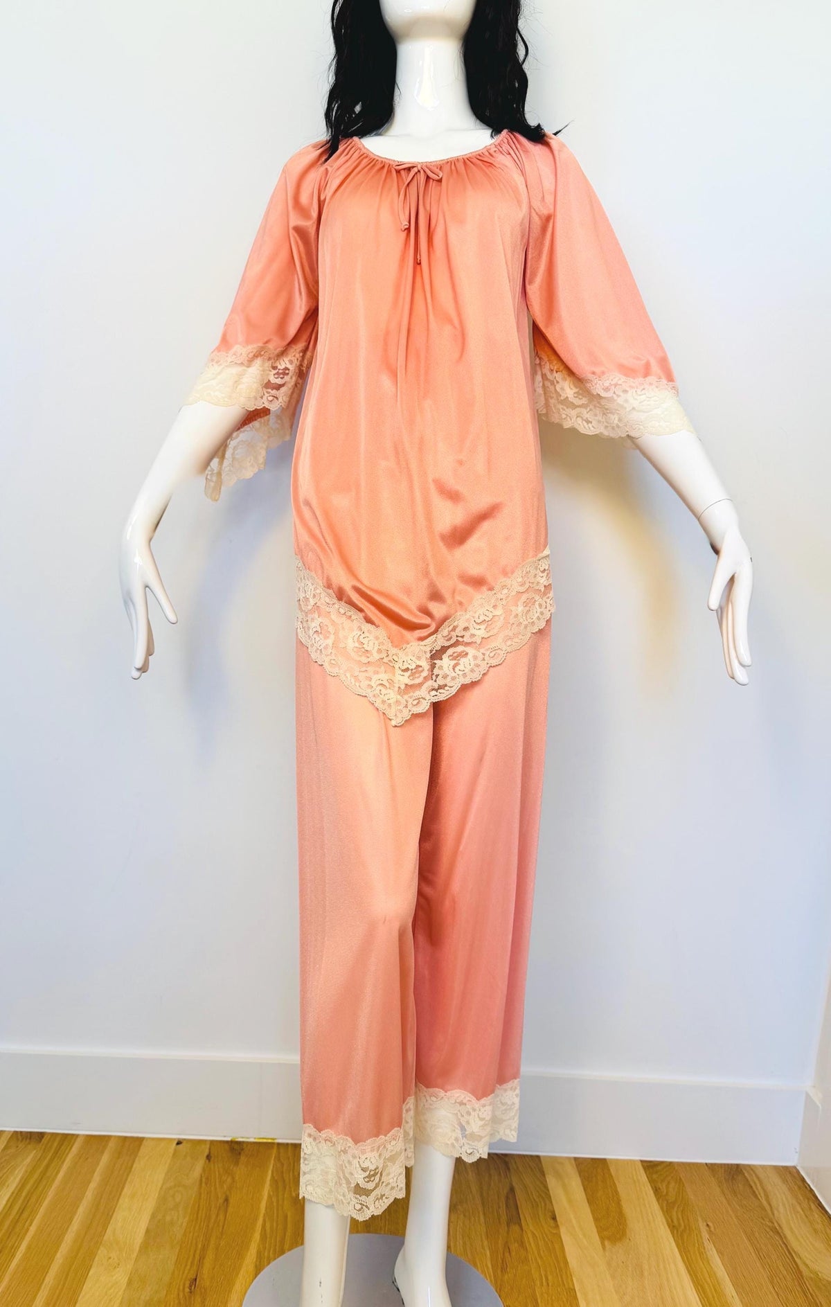 60s Boho Peachy Pink Nylon Lace Off the Shoulder Loungewear PJs