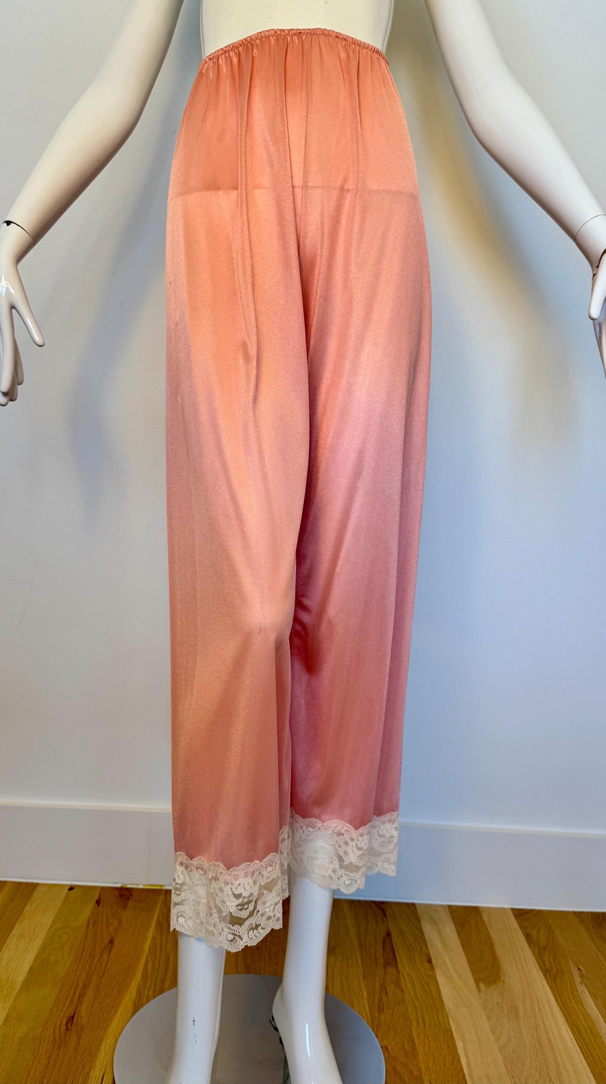 60s Boho Peachy Pink Nylon Lace Off the Shoulder Loungewear PJs