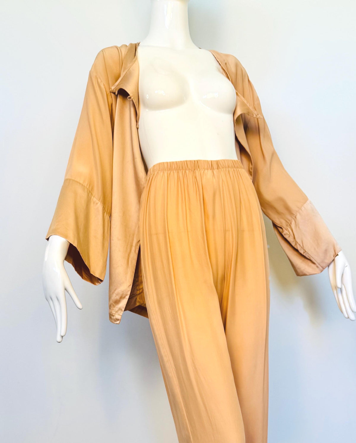 Valentino Silk Pale Pink Pajamas Pant Set Couture Loungewear Rare Ensemble