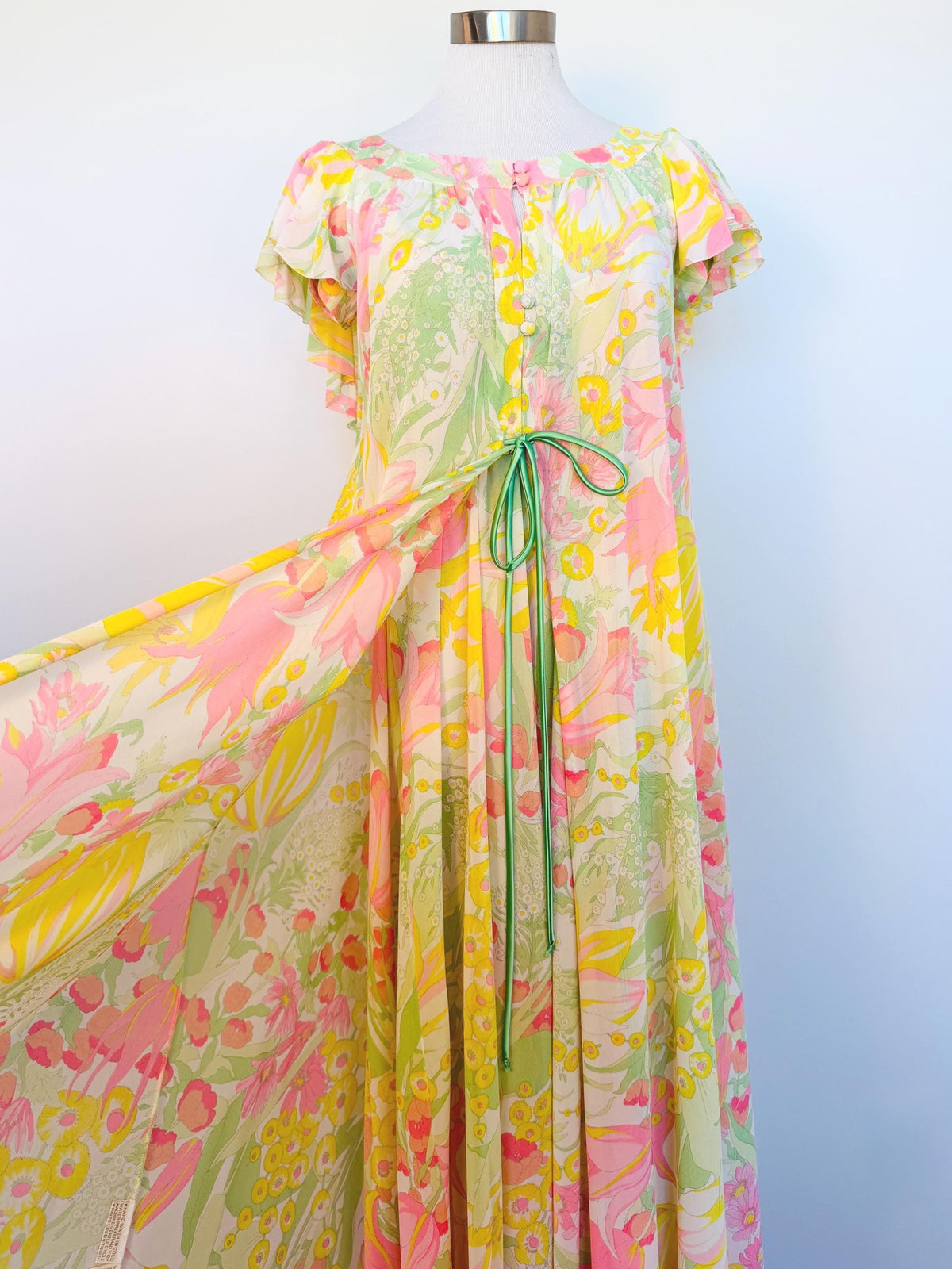 Vintage Floral Lucie Ann Sweeping Peignoir Nylon Set