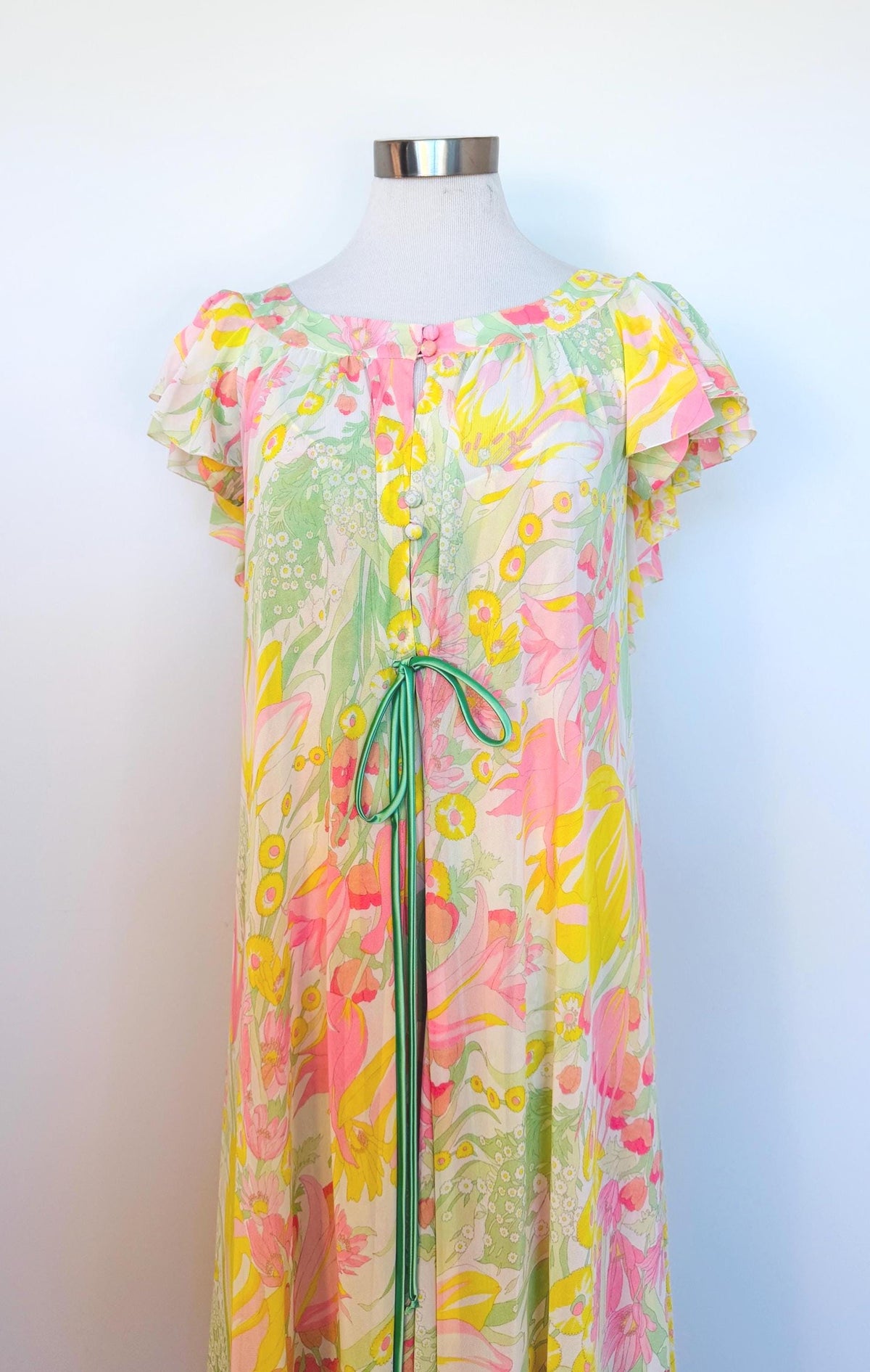 Vintage Floral Lucie Ann Sweeping Peignoir Nylon Set
