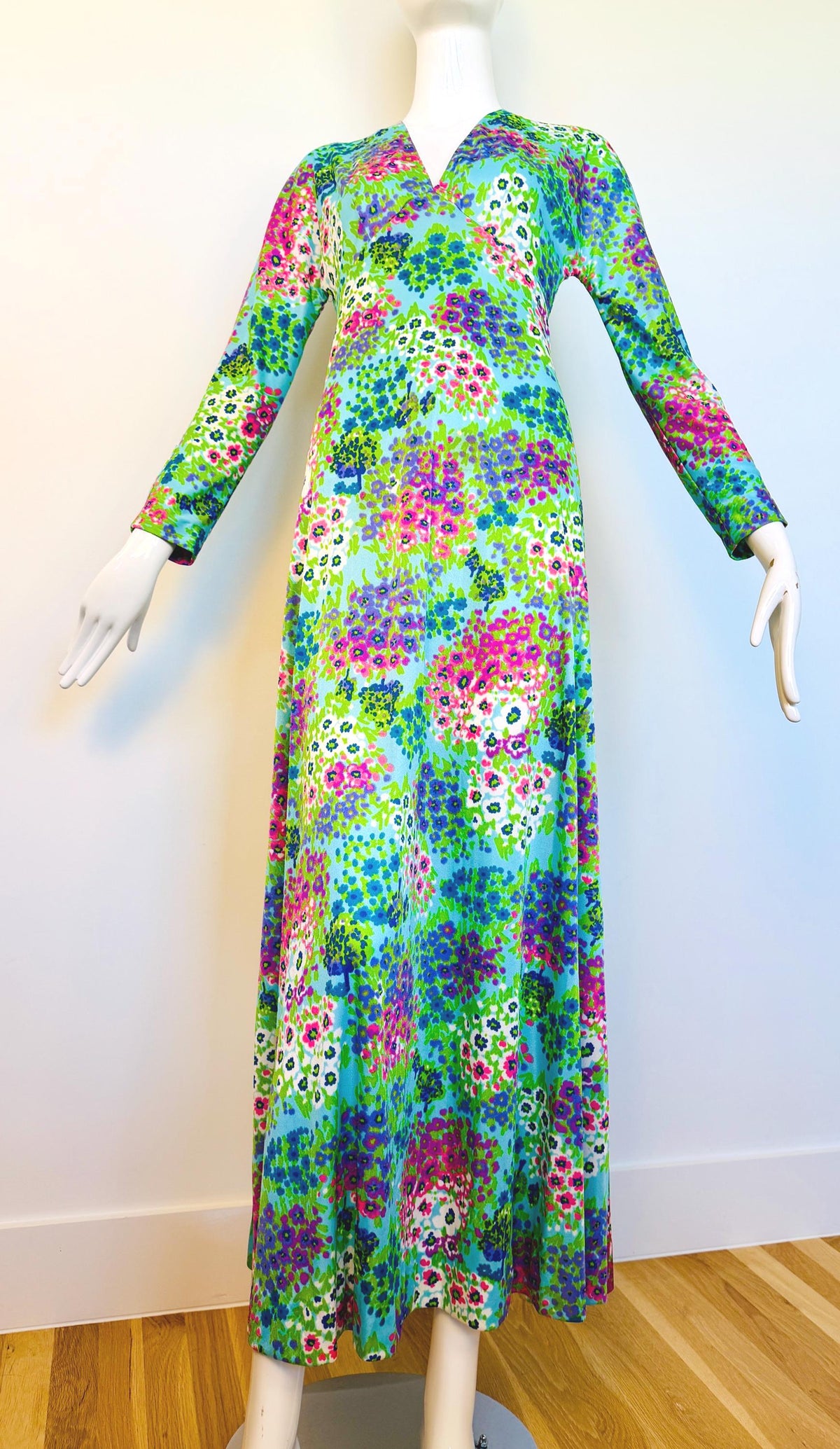 70s Anne Fogarty Bright Floral Print Maxi Dress