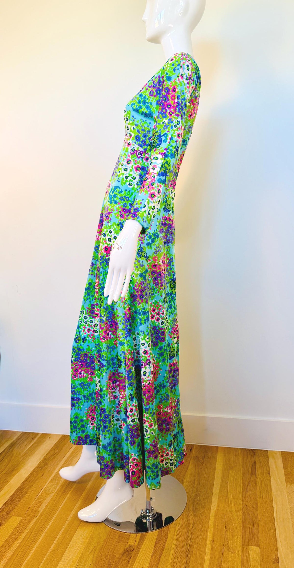 70s Anne Fogarty Bright Floral Print Maxi Dress