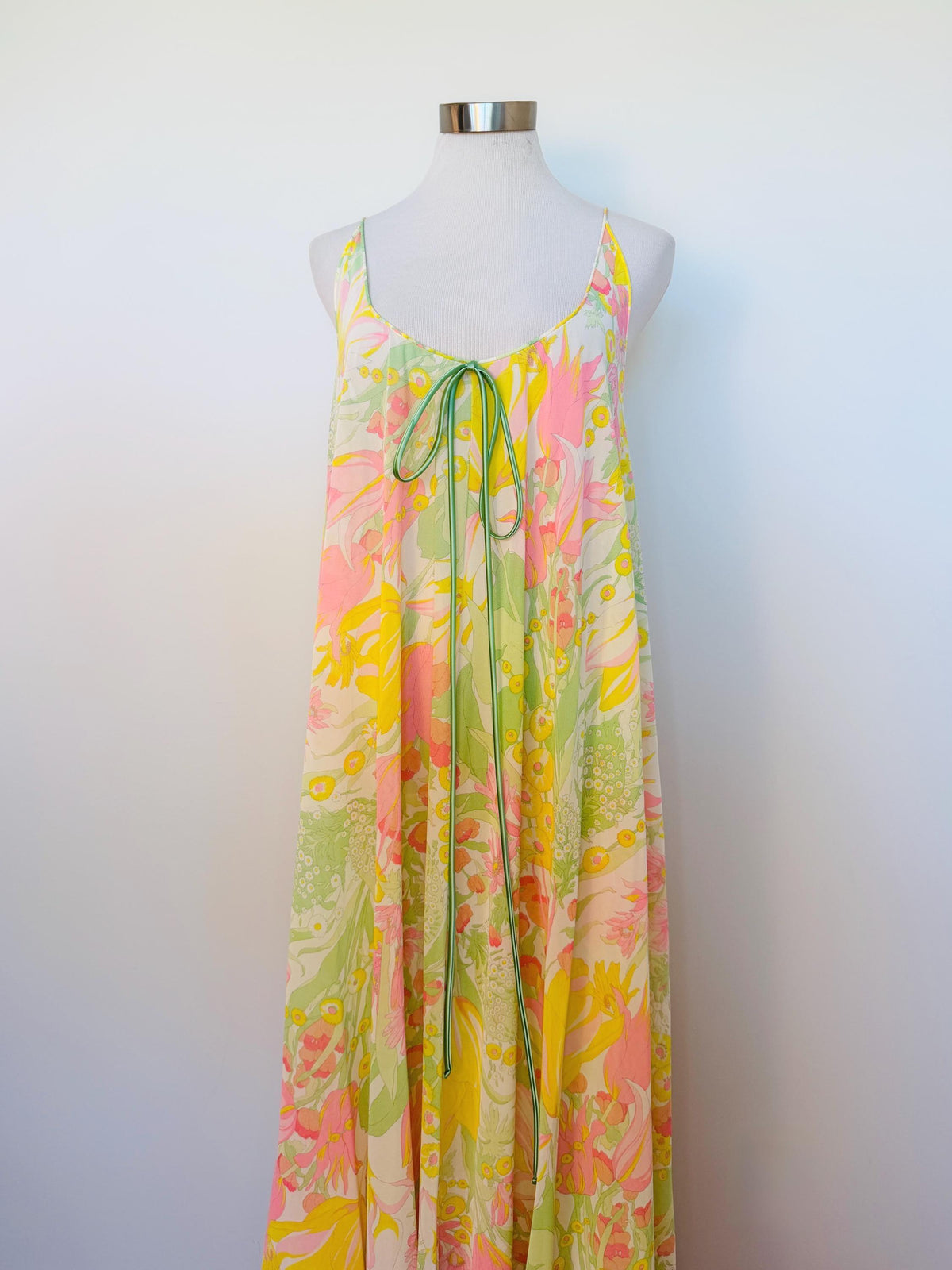 Vintage Floral Lucie Ann Sweeping Peignoir Nylon Set