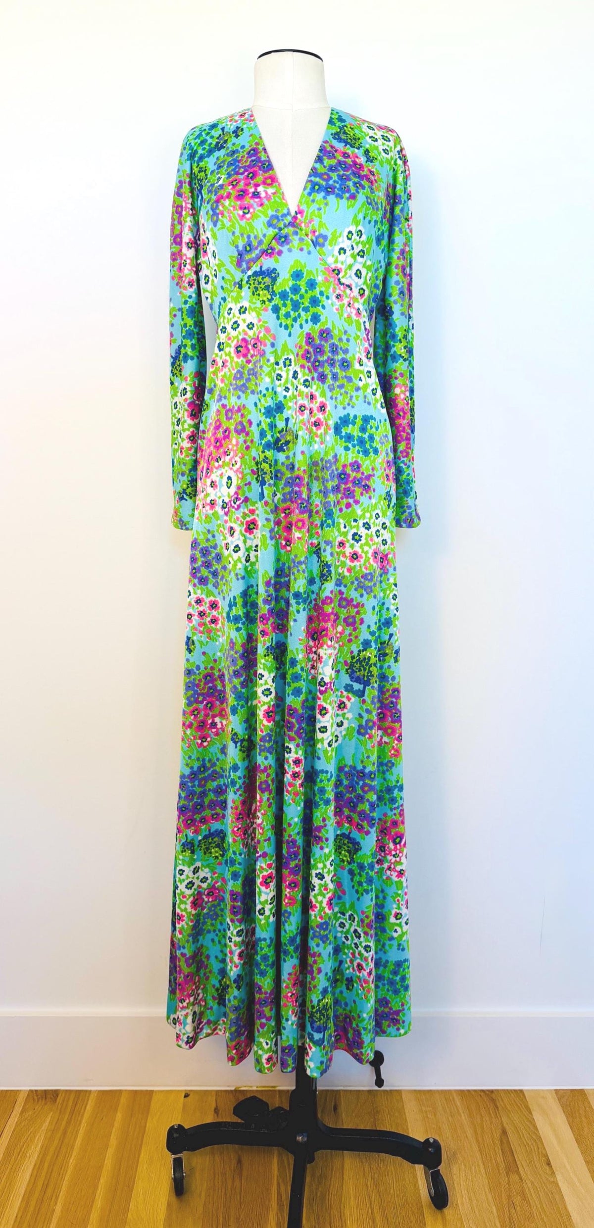 70s Anne Fogarty Bright Floral Print Maxi Dress