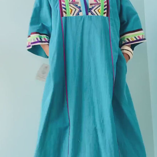 60s Diseno Delfis Mexican Embroidered Calf Length Kaftan
