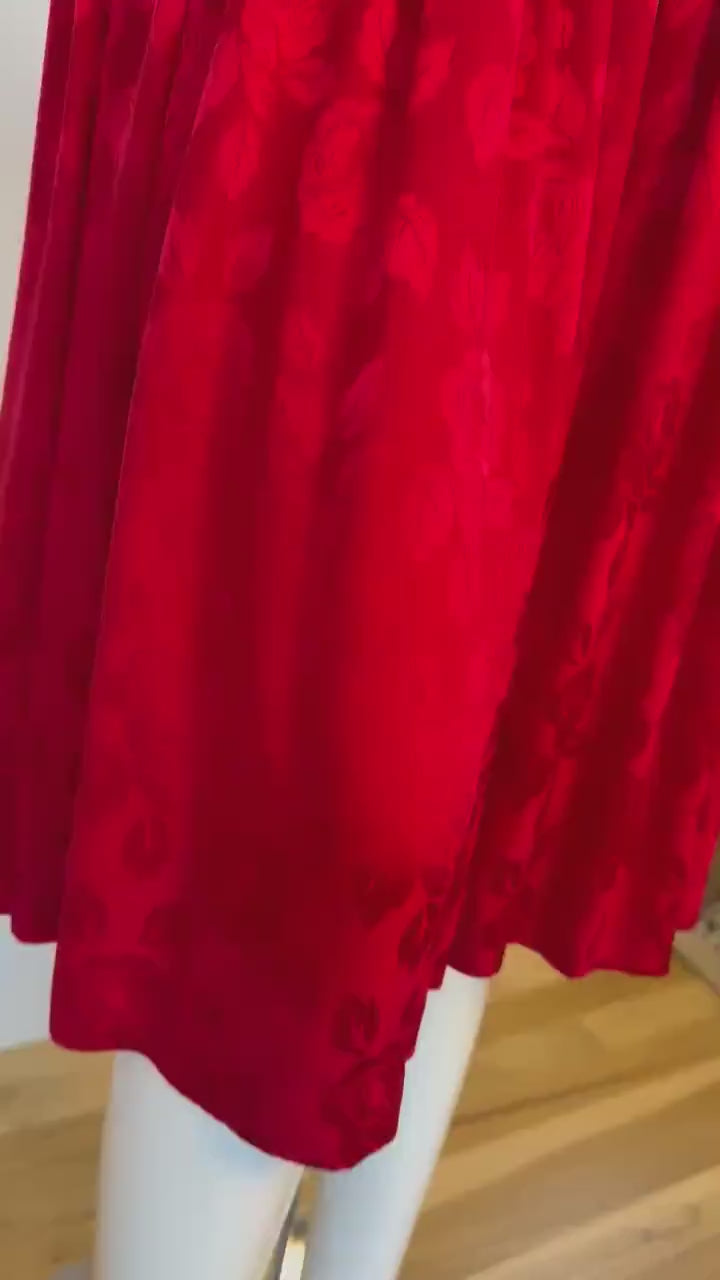 Vintage Miss O by Oscar De La Renta Silk Skirt and Blouse Set