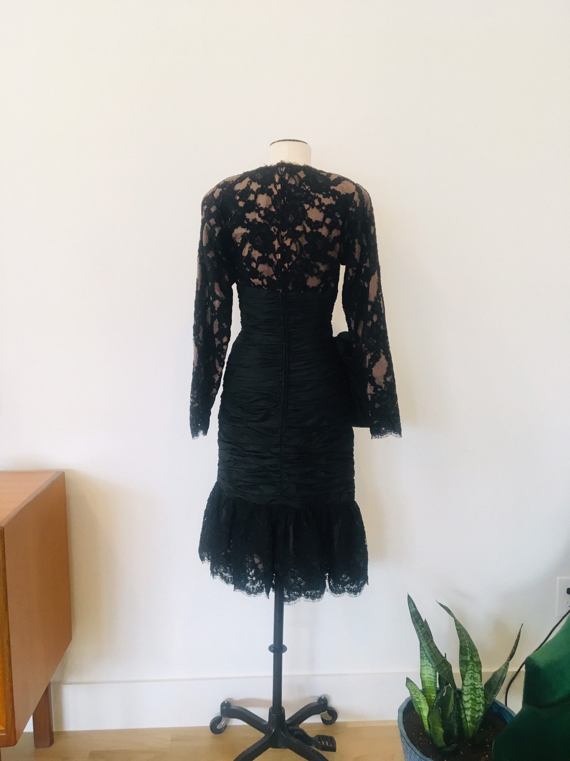 Ruben PANIS Vintage Black Lace Formal Dress / Jarin by Ruben Panis / Vintage Party dress / Vintage Formal LBD