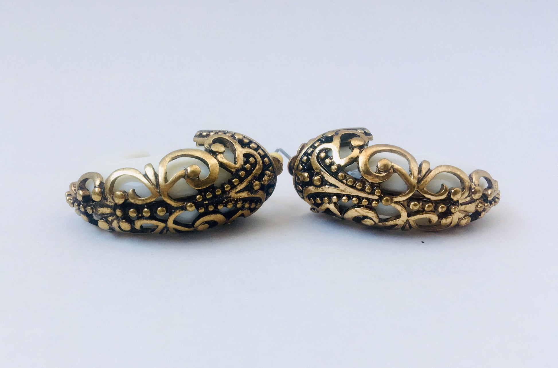80s Oversized Horn And Brass Earrings / Rare Runway Earrings/ Vintage Tribal Faux Horn Earrings
