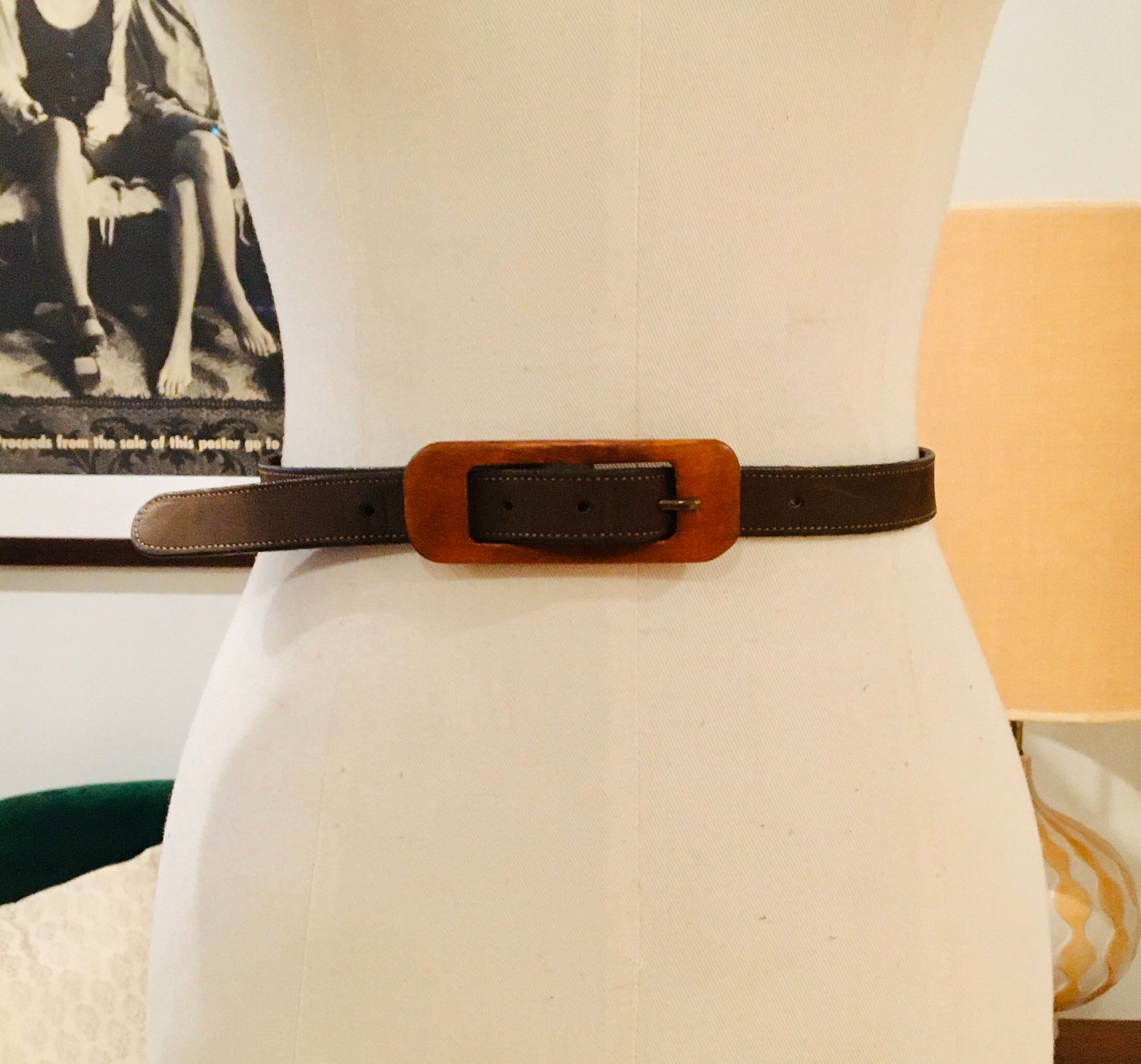 Vintage Brown Suede Skinny Belt / Boho Wooden Buckle / 70s Skinny Belt