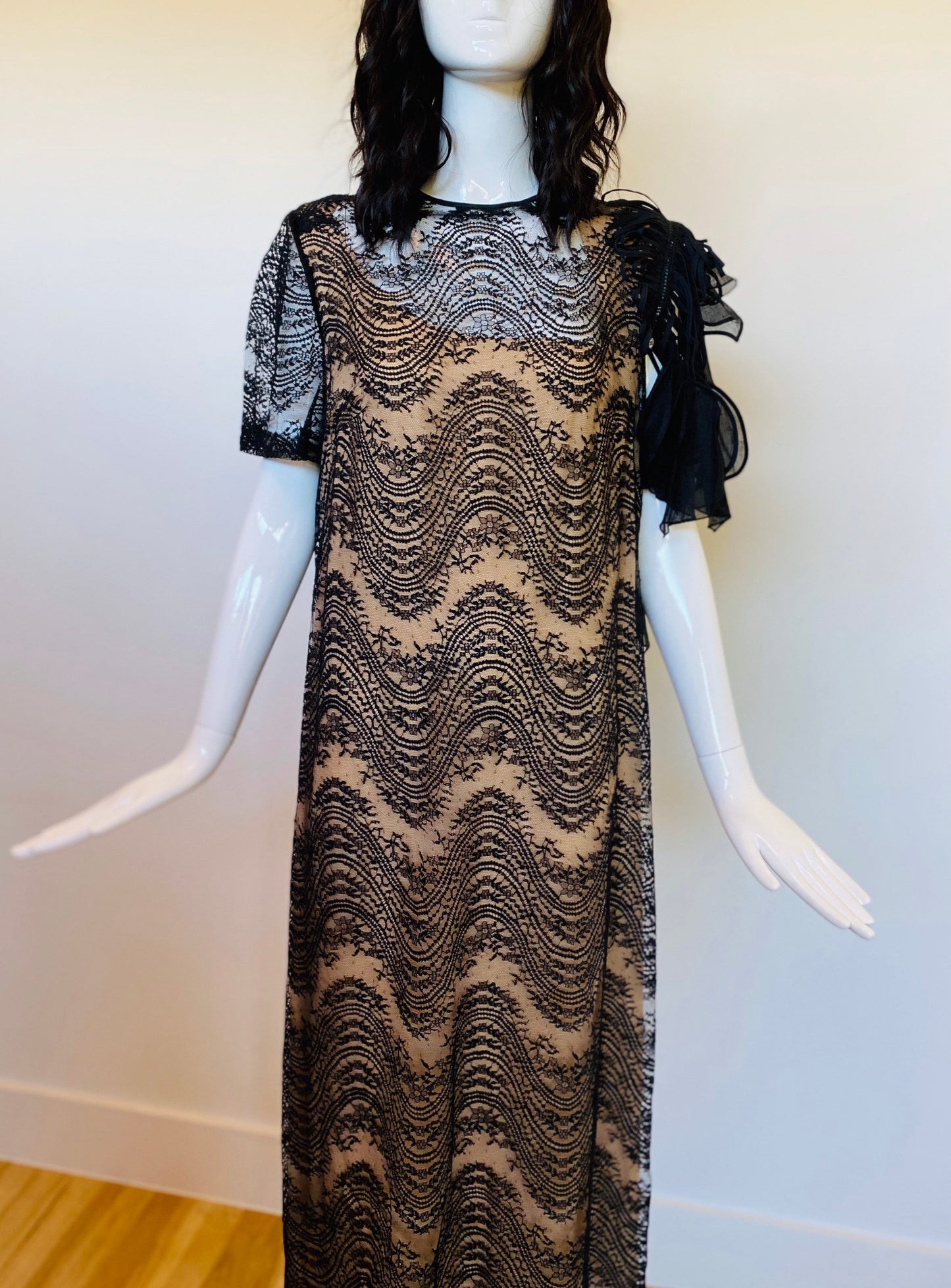 Fe Zandi Couture Black Lace Sexy Long Party Dress Shoulder Application