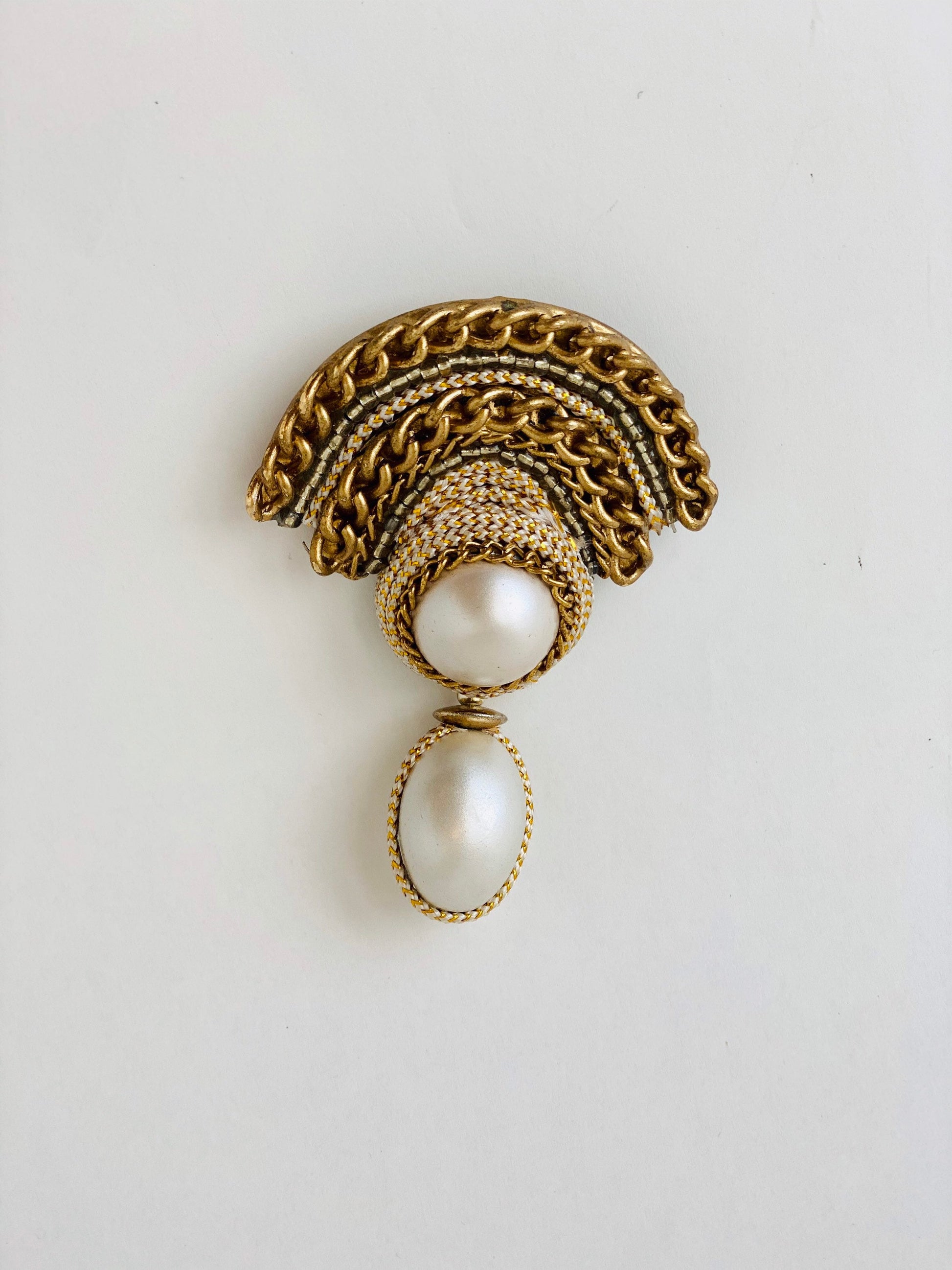 80s Oversized Glam One of a Kind Imitation Pearl Cabochon Drop Brooch