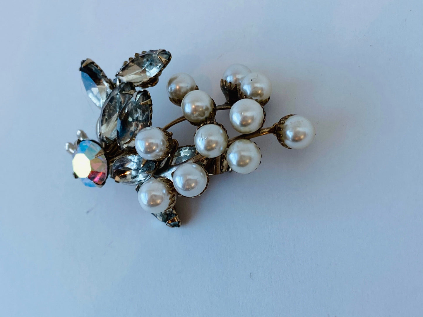 Antique Imitation Pearl and Glass Crystal Grape Vine 3D Gold Tone Statement 3" Brooch