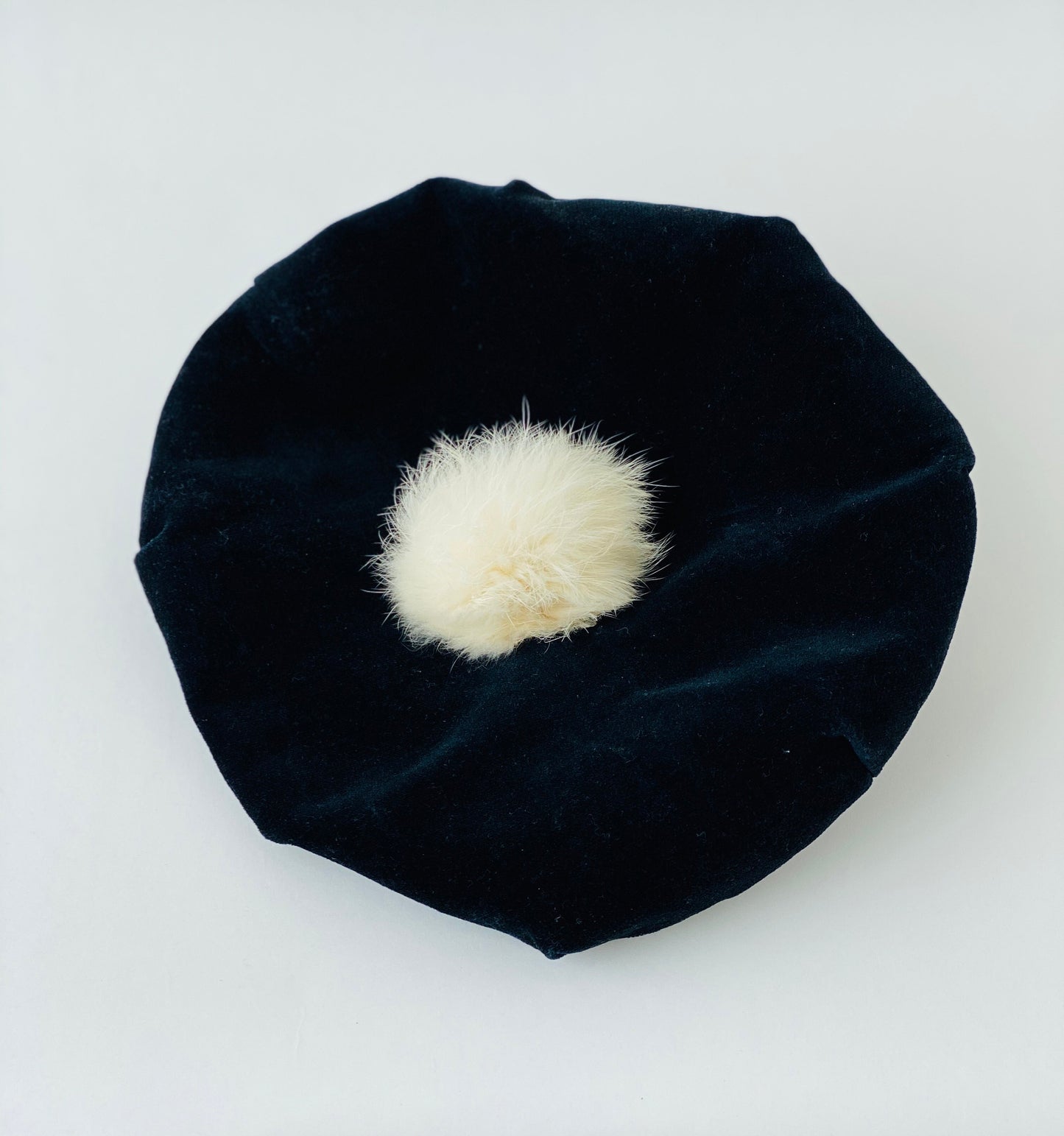 60s Kids Groovy Black Velvet Slouchy Beret With White Fur Pom Pom Top Hat 21" round