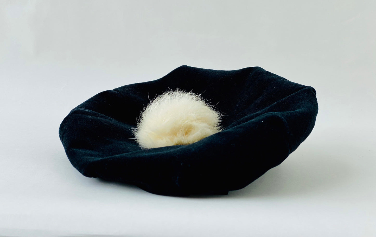 60s Kids Groovy Black Velvet Slouchy Beret With White Fur Pom Pom Top Hat 21" round