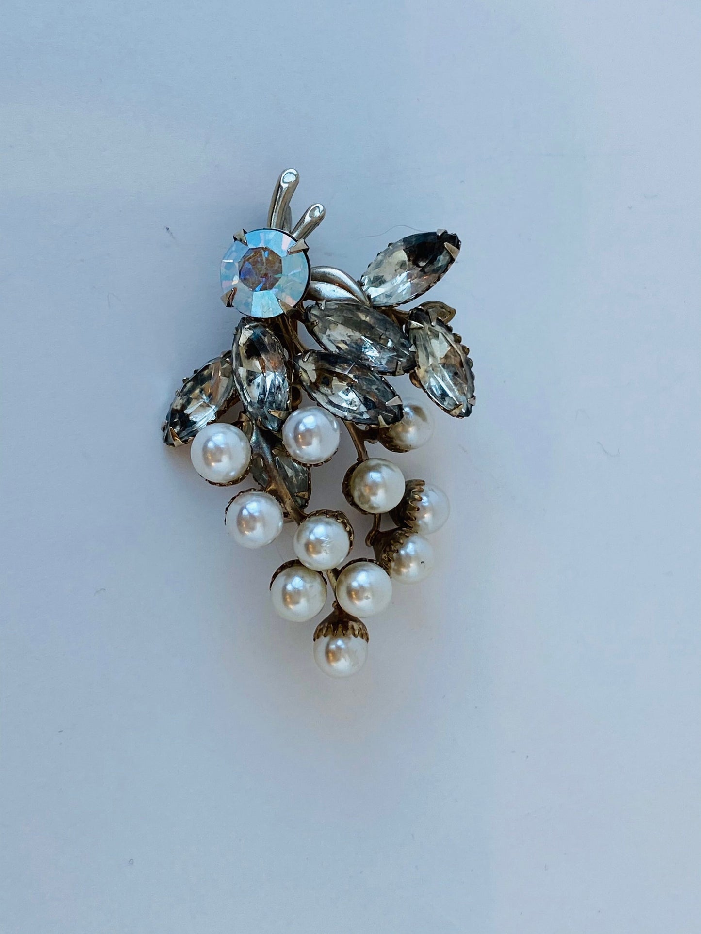 Antique Imitation Pearl and Glass Crystal Grape Vine 3D Gold Tone Statement 3" Brooch