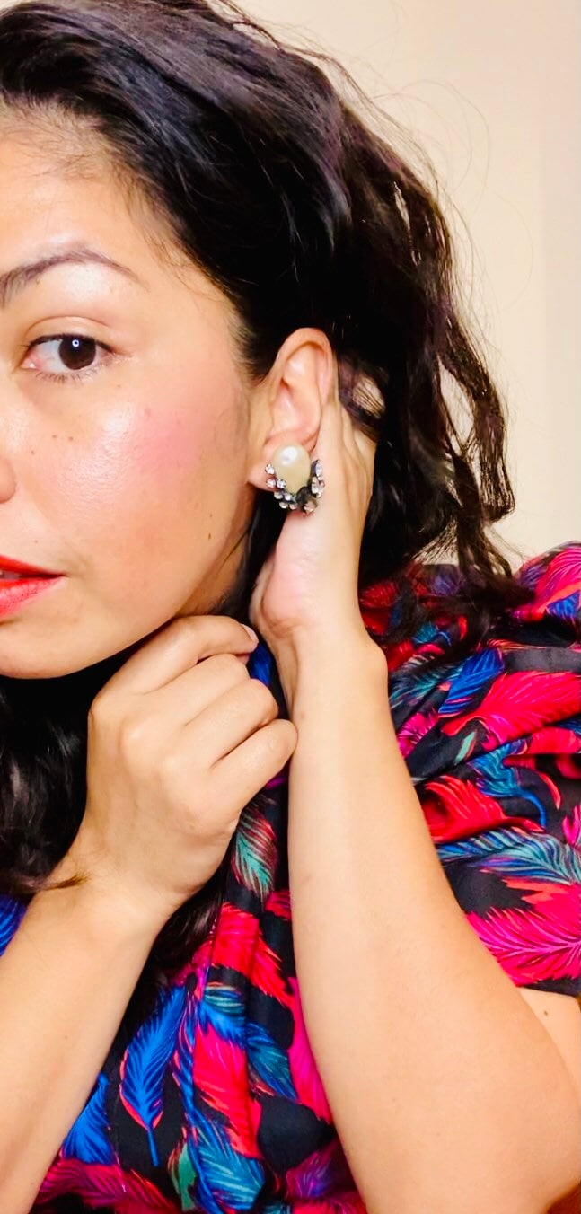 Rare 40s Signed Vendome Coro Pearl and Crystal Rhinestone Hematite Statement Clip on screw backs Earrings