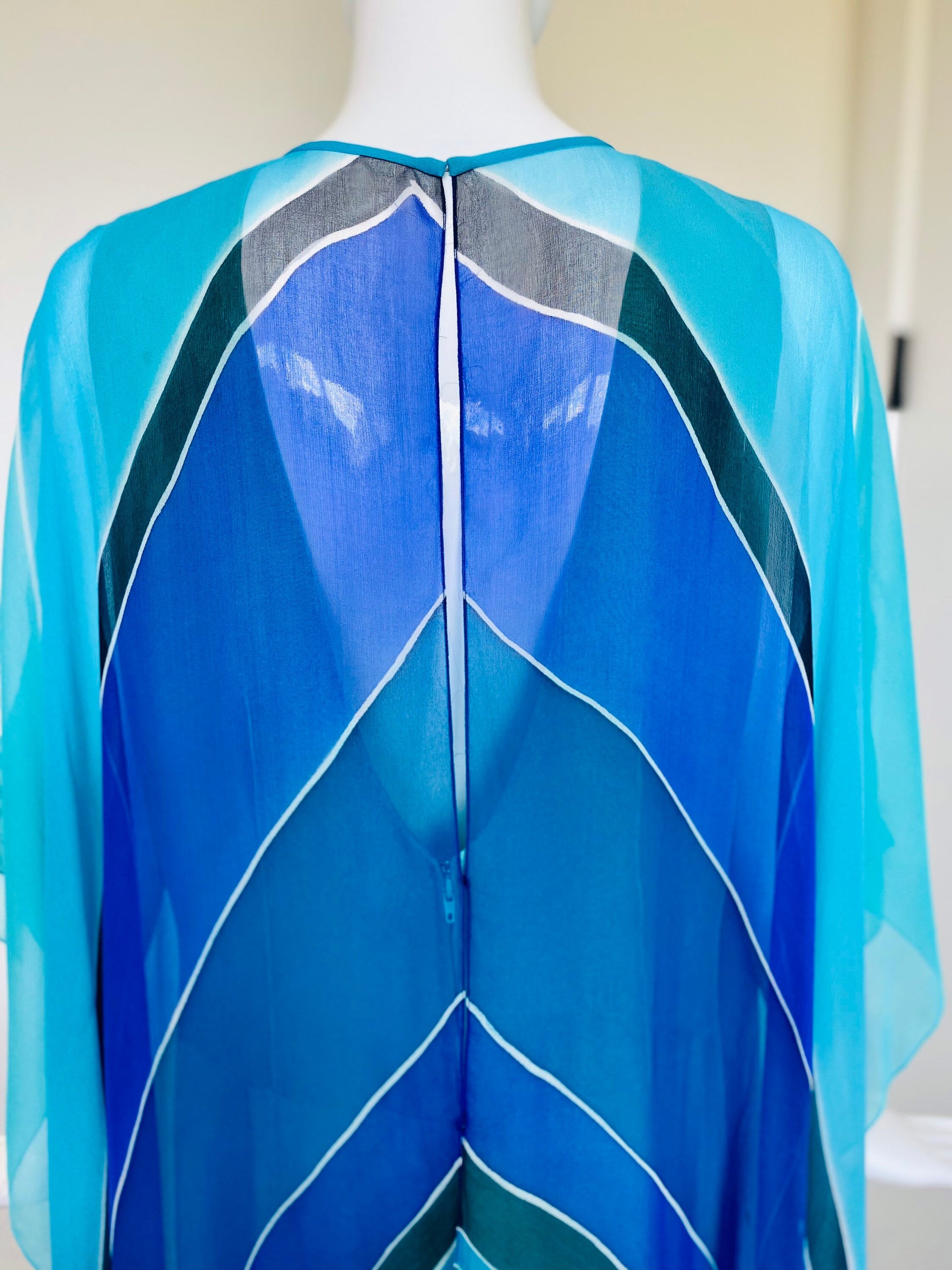 Rare Late 60s Early 70s Romi for Lou Lattimore Dallas Silk Floral Psychedelic Print Chiffon Kaftan Dressing Gown