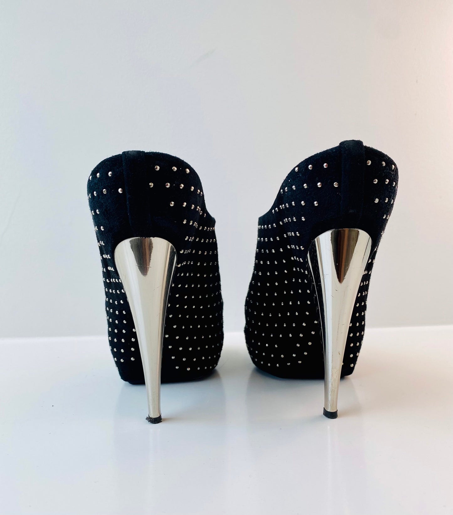 Sky High Sexy Y2K Giuseppe ZANOTTI Open toe Platform Studded Stilettos 38.5