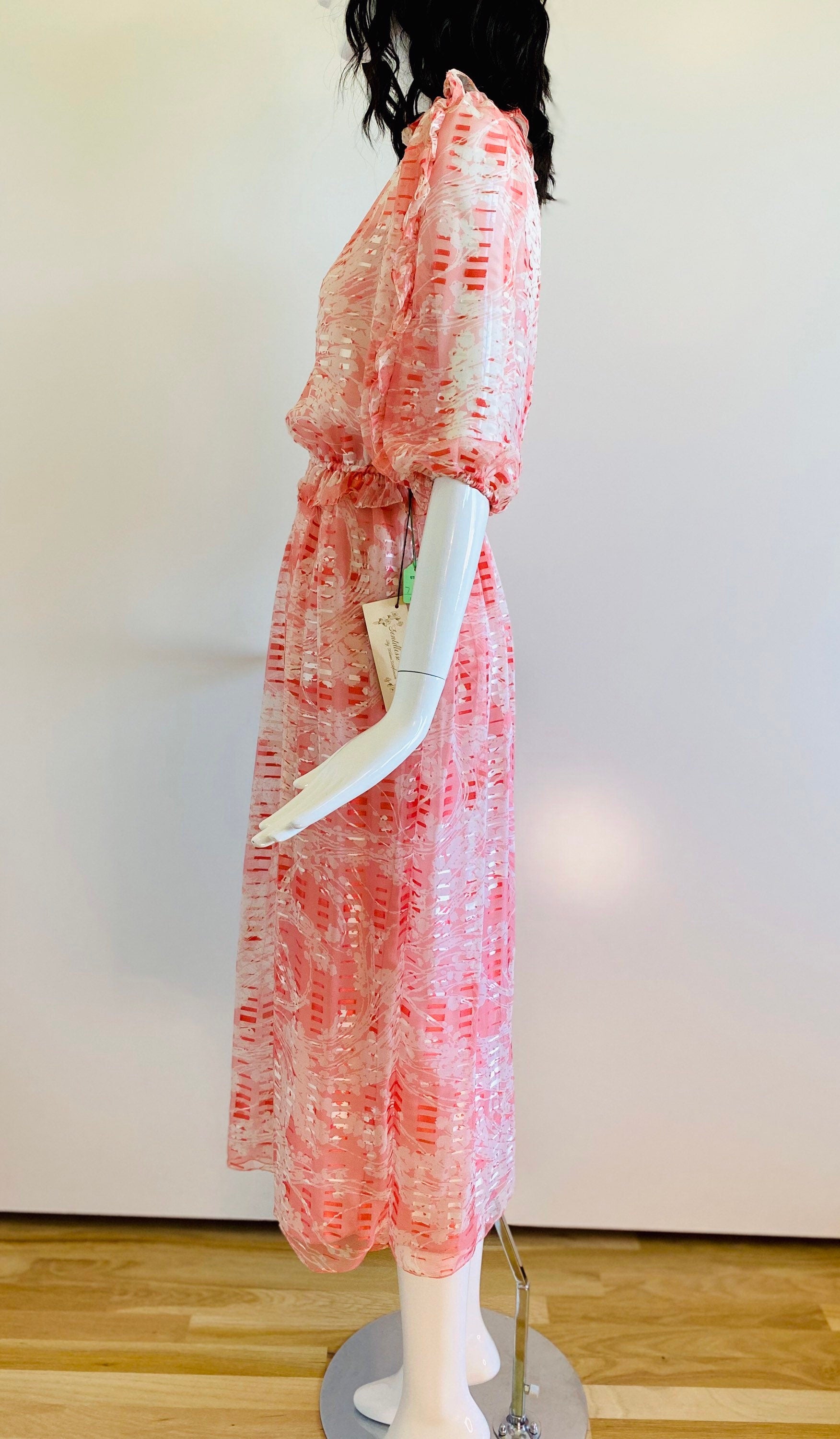 XS/S 70s Gentillesse by Diane Dickinson Silk Burn Out Printed Iridescent Ruffled Neckline Chiffon Dress Balloon Sleeves NWT DeadStock