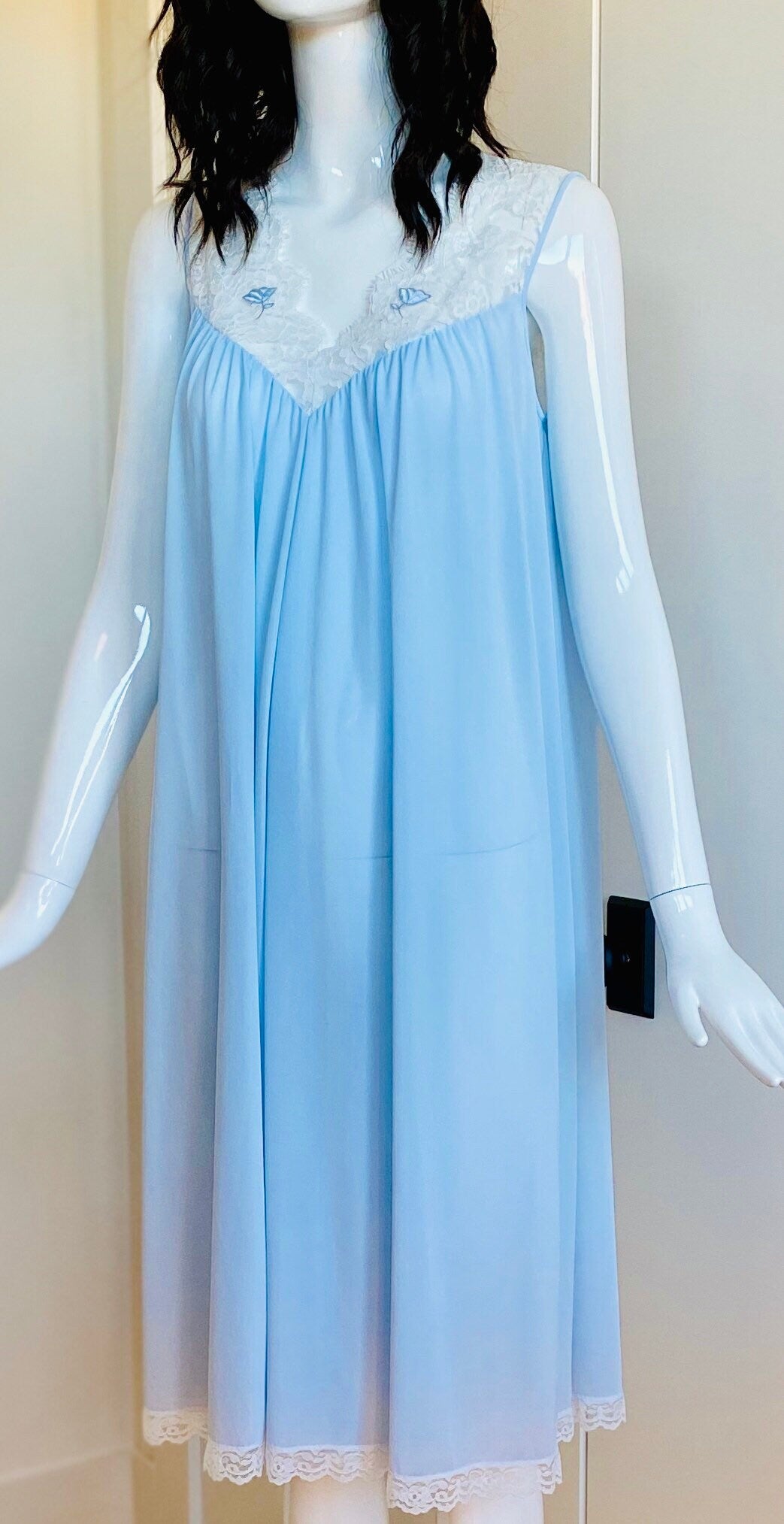 60s Lucie Ann Beverly Hills Claire Sandra Blue Nylon and Lace Sweeping Negligee