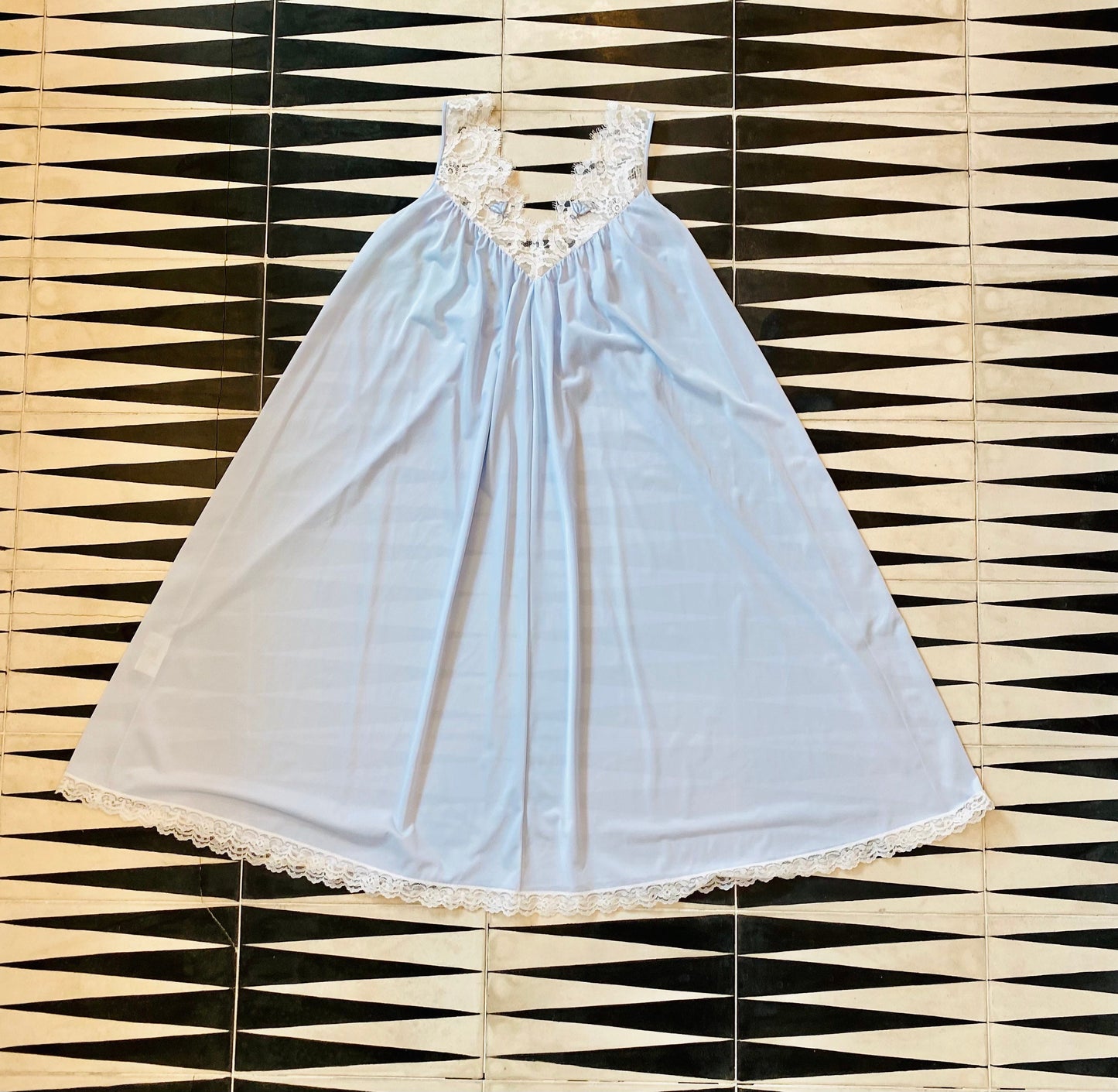 60s Lucie Ann Beverly Hills Claire Sandra Blue Nylon and Lace Sweeping Negligee