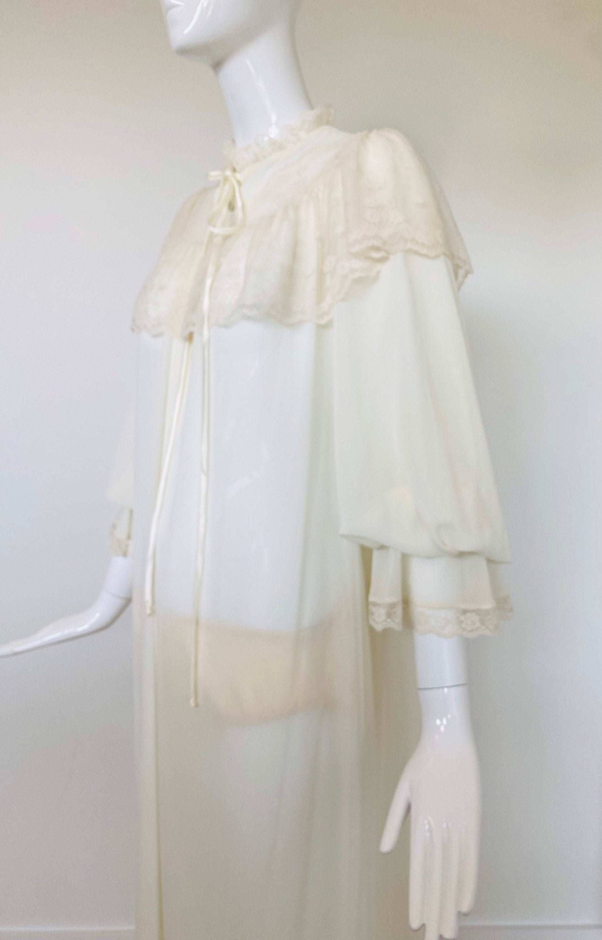 50s Lucie Ann Beverly Hills Ruffled Opulent Dramatic Chiffon House Jacket Robe Wedding