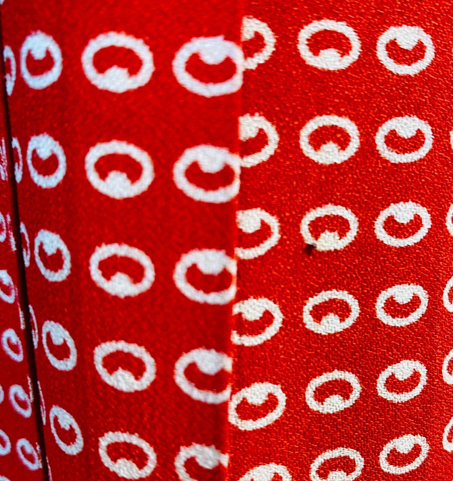 Vintage Red Printed French Preppy Pleated Below The Knee Skirt Size 40 Billy Bonny