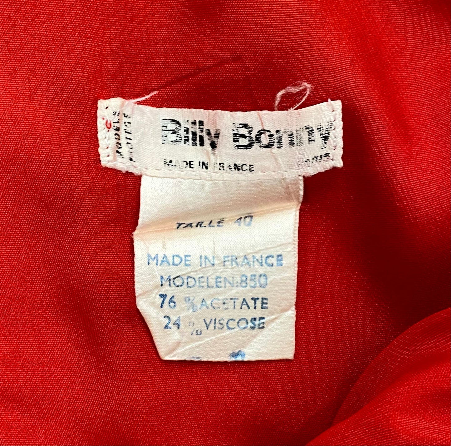 Vintage Red Printed French Preppy Pleated Below The Knee Skirt Size 40 Billy Bonny