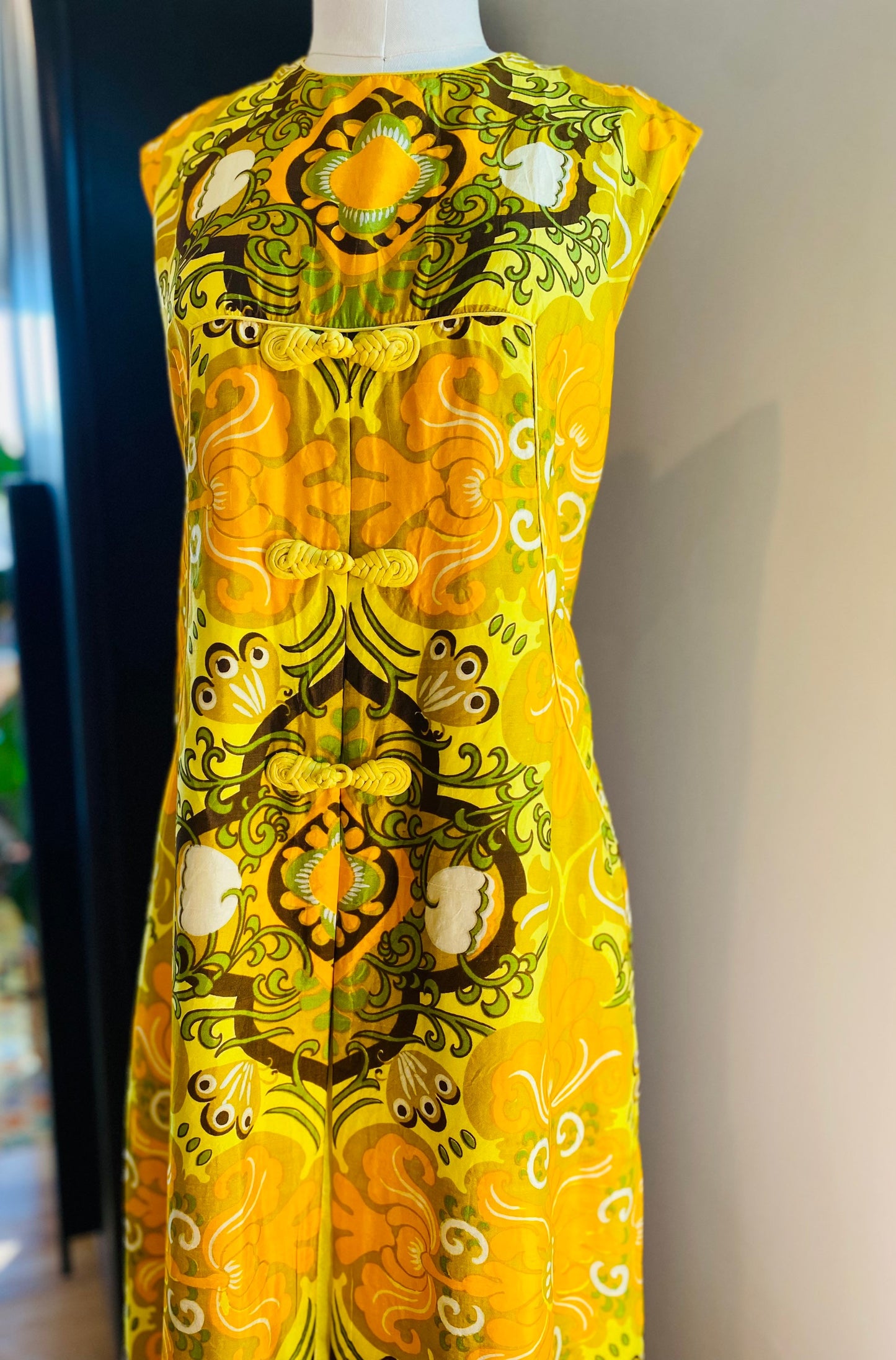 60s Psychedelic Chartreuse Thai Silk Hostess Dress Caftan Mandarin Collar