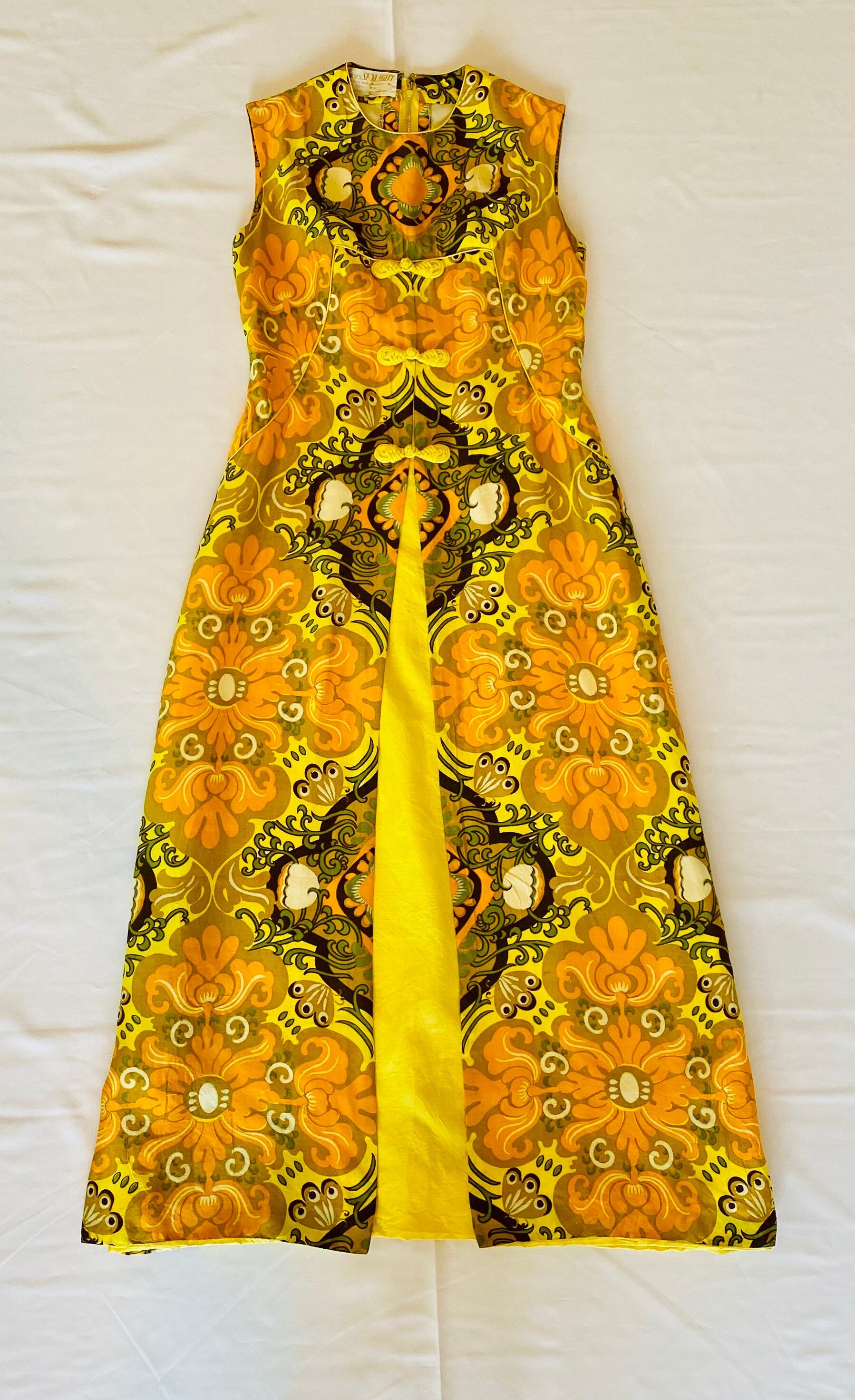 60s Psychedelic Chartreuse Thai Silk Hostess Dress Caftan Mandarin Collar
