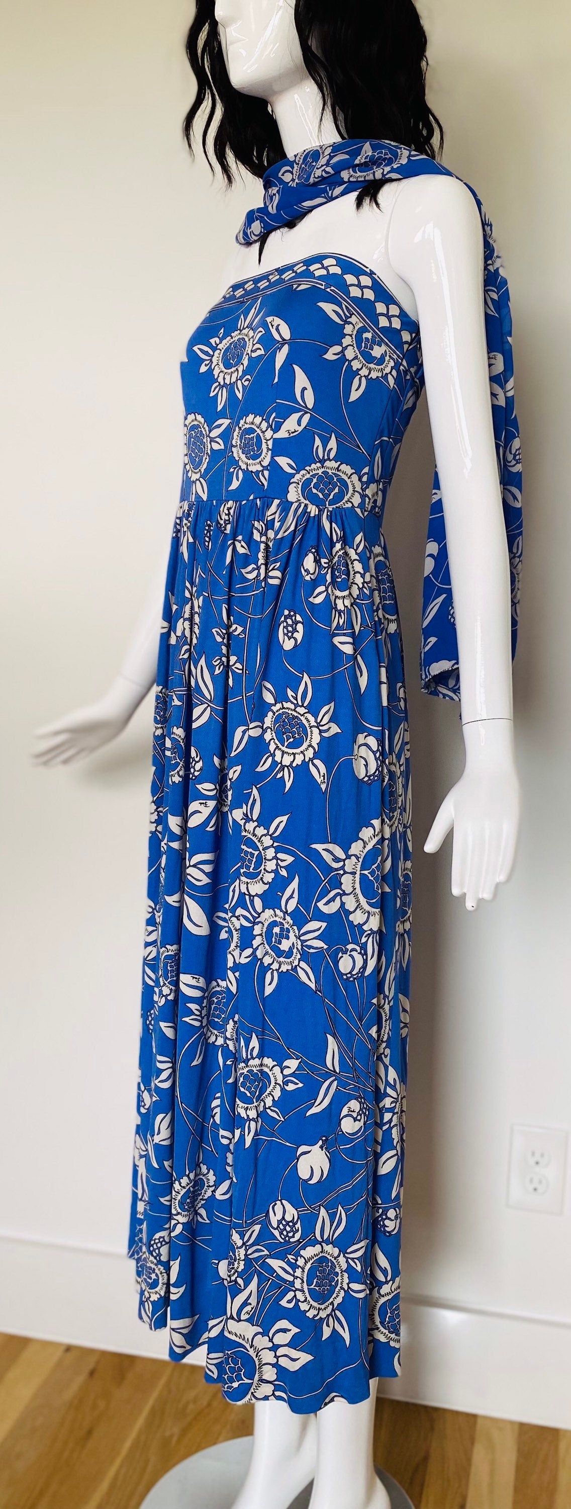 70s Emilio PUCCI Blue Floral Silk Strapless Maxi Dress and Shawl Ensemble Small/Medium