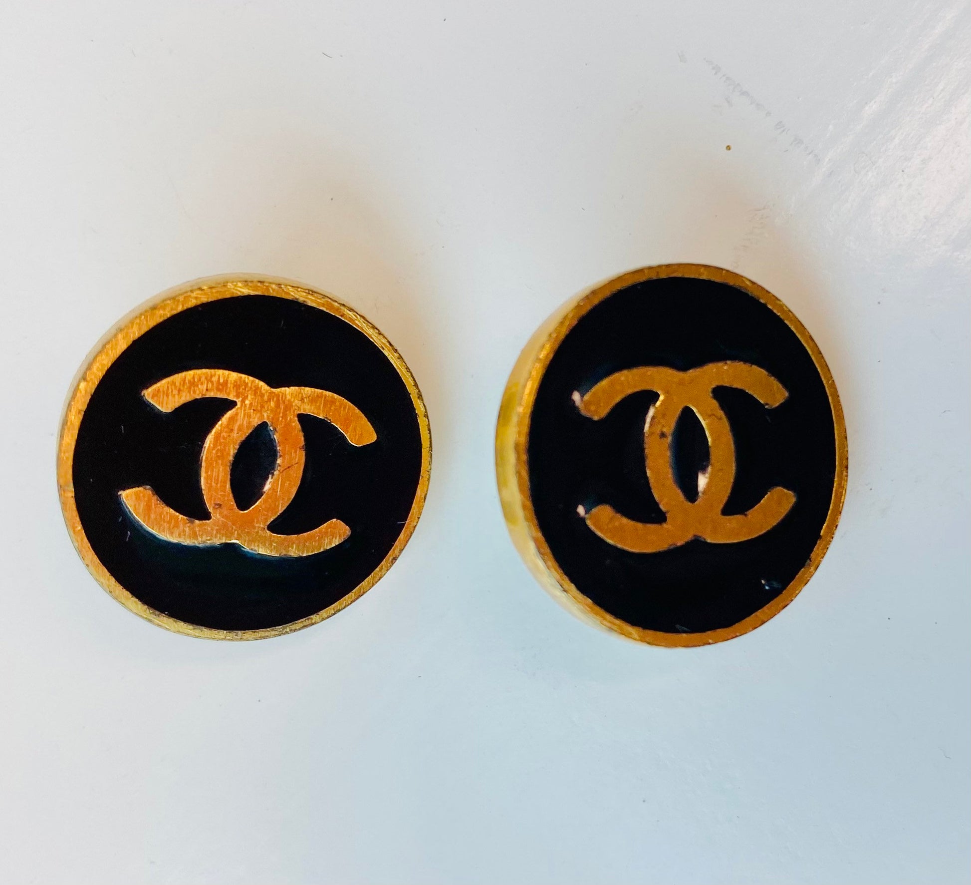 Chanel 2001 Spring Black Enameled and Gold Logo Clip Ons