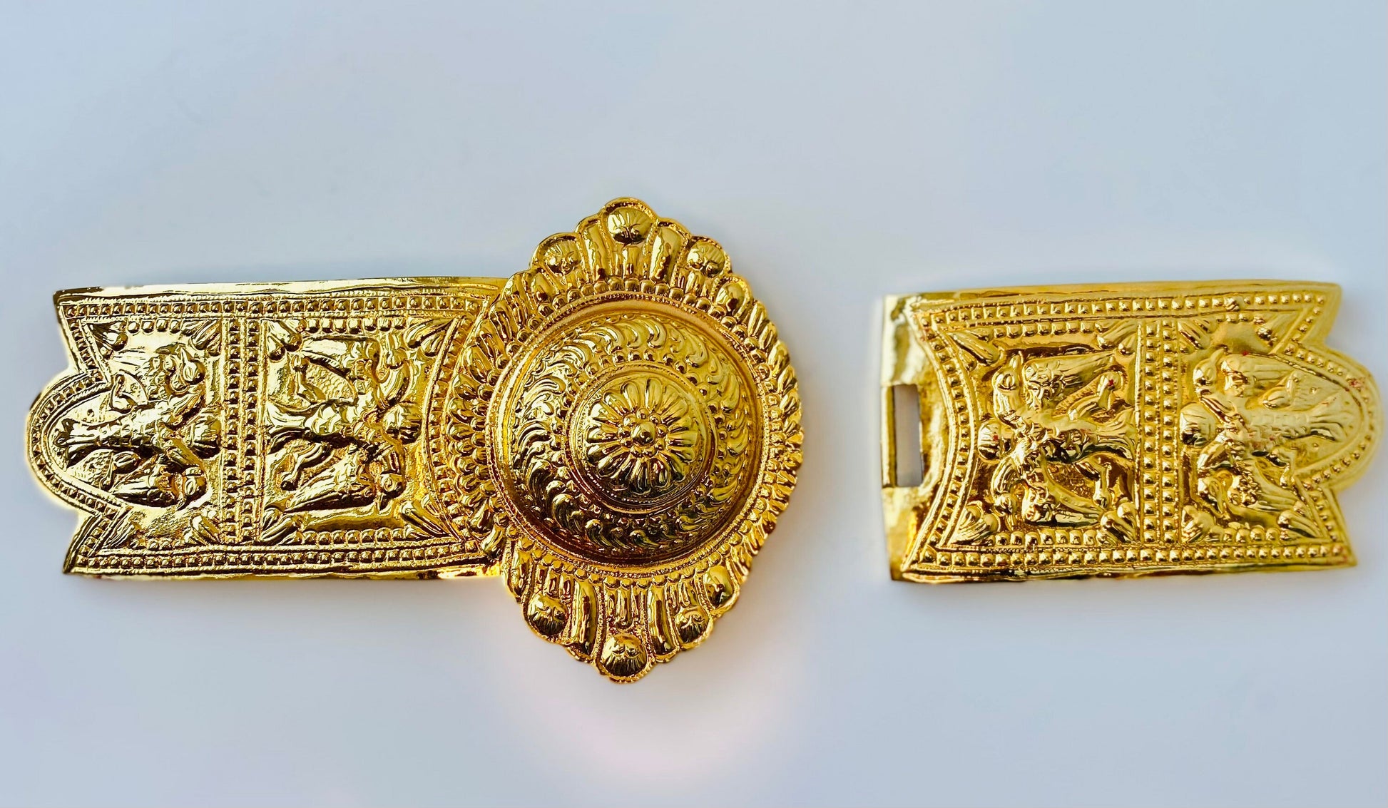 80s Designer Alexis Kirk Gold Plated Opulent Belt Buckle Statement Piece