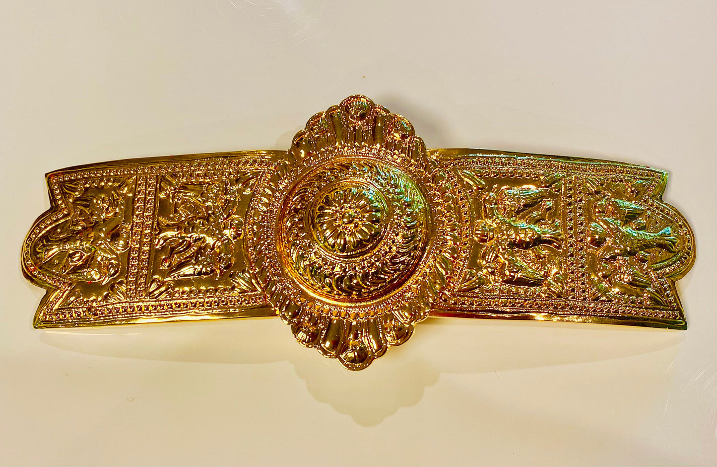 80s Designer Alexis Kirk Gold Plated Opulent Belt Buckle Statement Piece