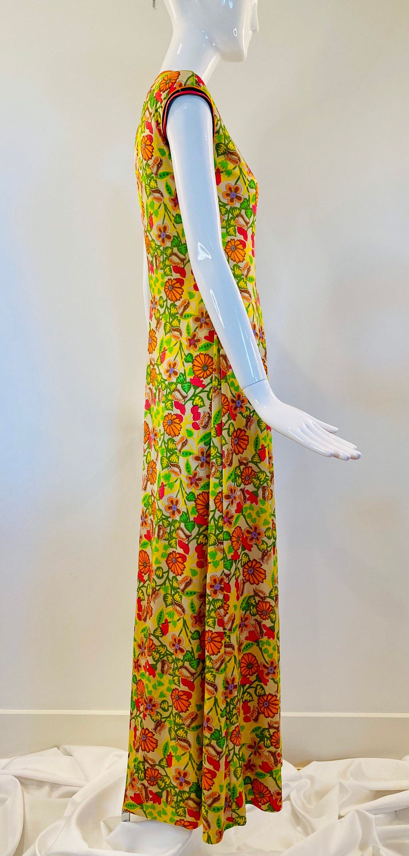 Late 60s Early 70s Anne FOGARTY Psychedelic Floral Jersey Maxi Dress
