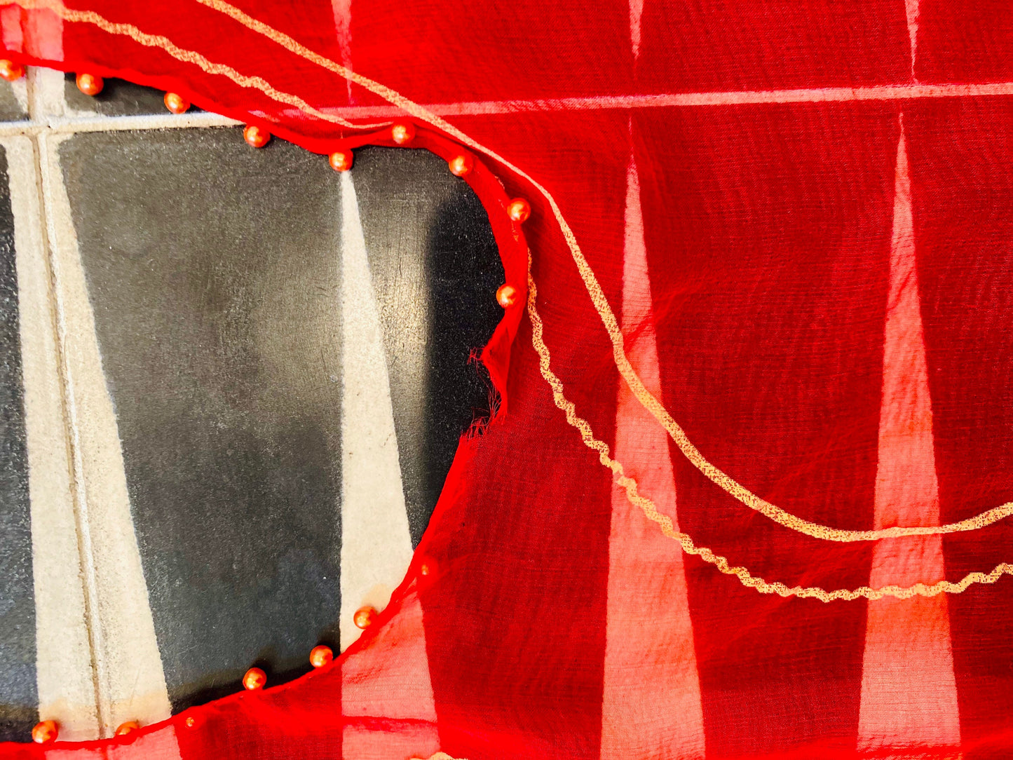 80s Zandra Rhodes Red "Lady Head" Print Punk Silk Shawl