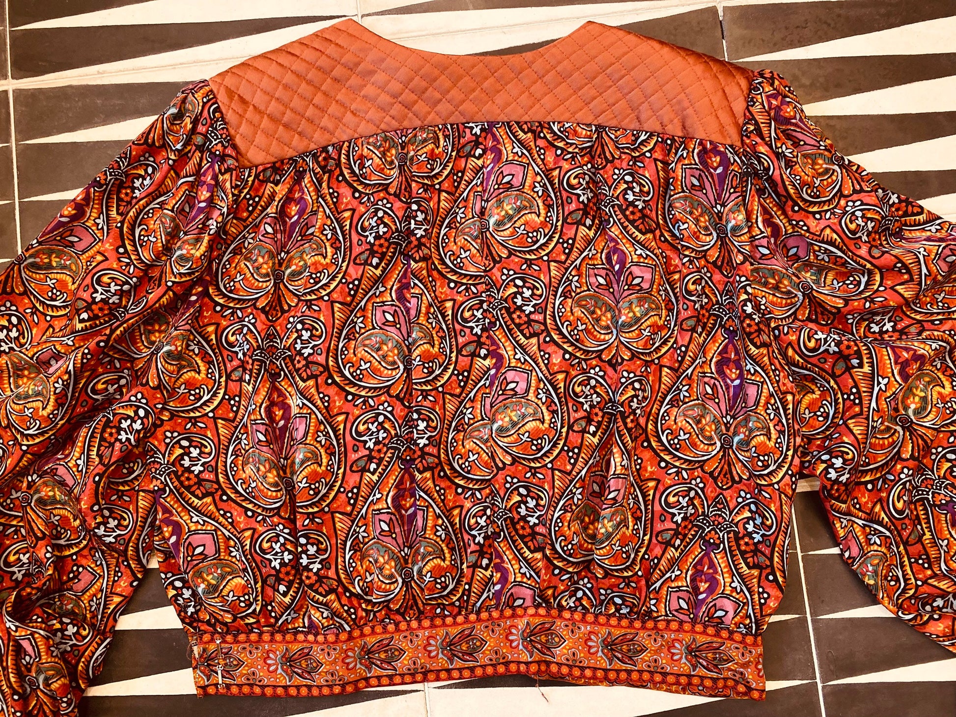 80s Miss O Oscar De La Renta Gypsy Paisley Silk Dramatic Balloon Sleeves Skirt Set 31" Waist