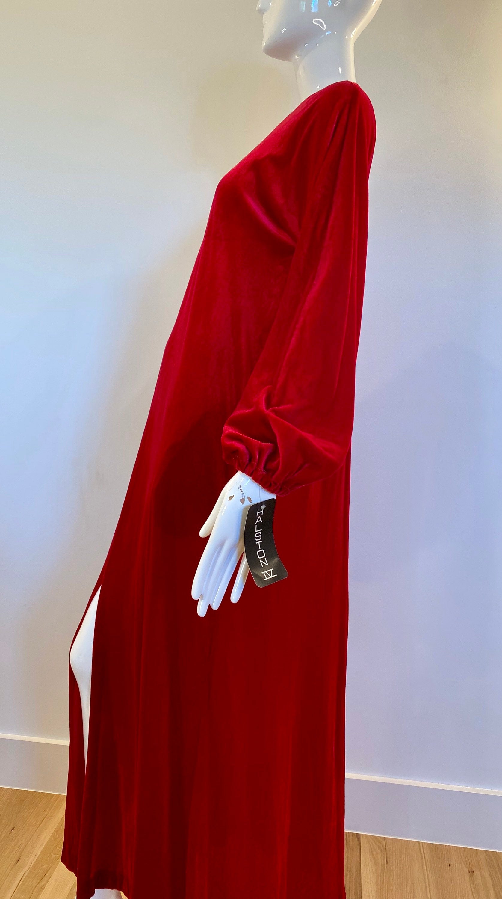 70s HALSTON IV Dorian NWT Glamorous Red Velvet Sweeping Maxi Caftan Hostess Dress
