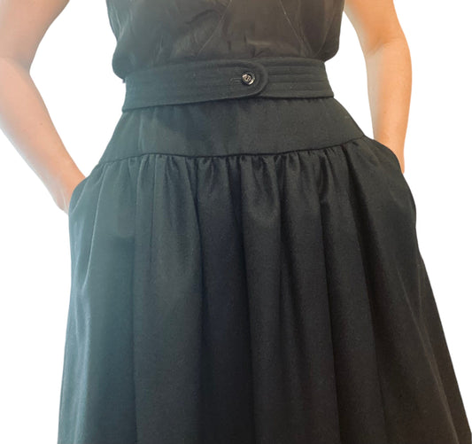 80s VALENTINO BOUTIQUE Black Wool Tiered Full Tea Length Skirt