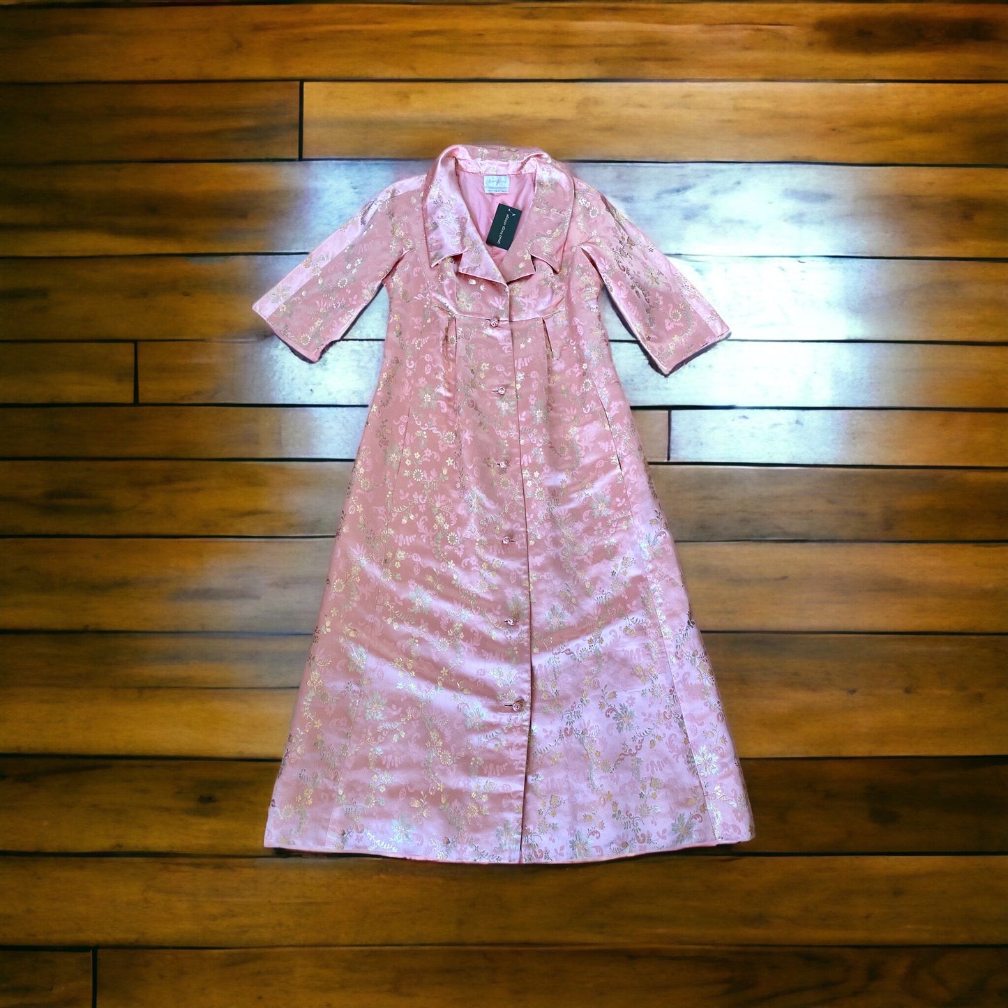 1950s Neiman Marcus Hong Kong Silk Pink and Gold Brocade Collard Button Down House Coat Dress
