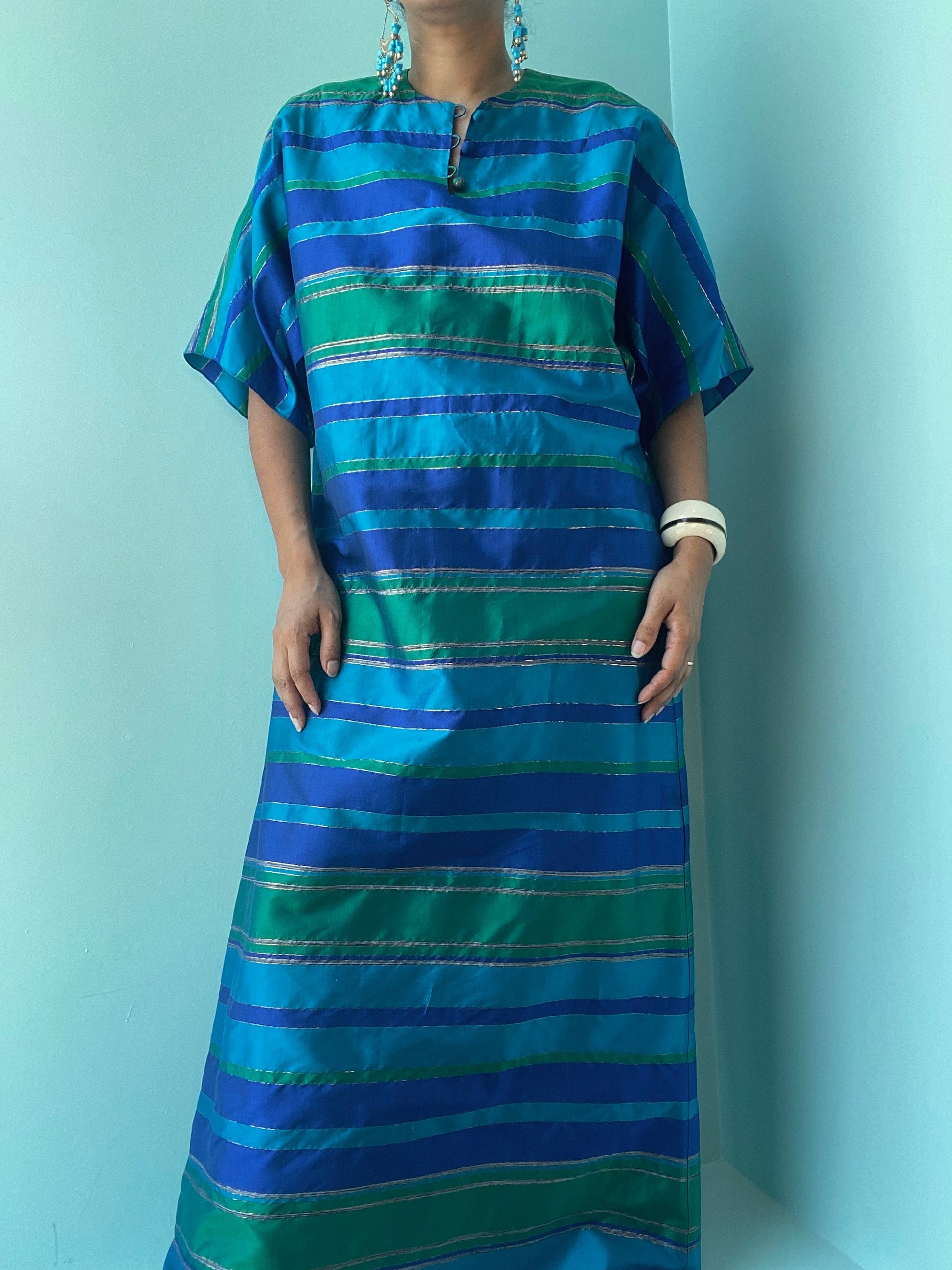 Vintage Smithsonian Gift Shop Thai Silk Green Blue Gold Lurex Caftan