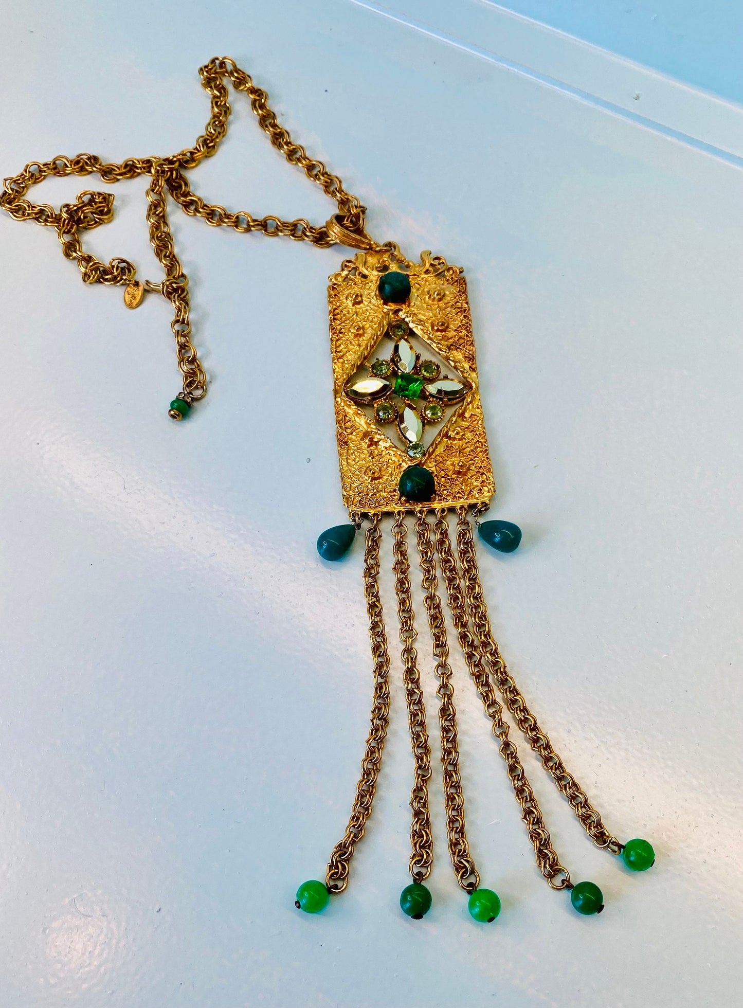 VENDOME Antique Massive Pendant Faux Jade Necklace